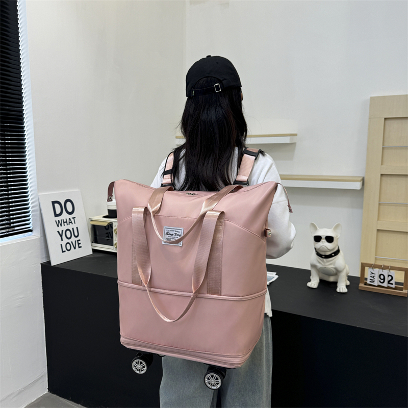 Travel Bag with Wheels, Can Be Taken on Board Without Checked Baggage, Large Capacity Travel Bag That Can Hold Quilts, Backpack with Universal Wheels
