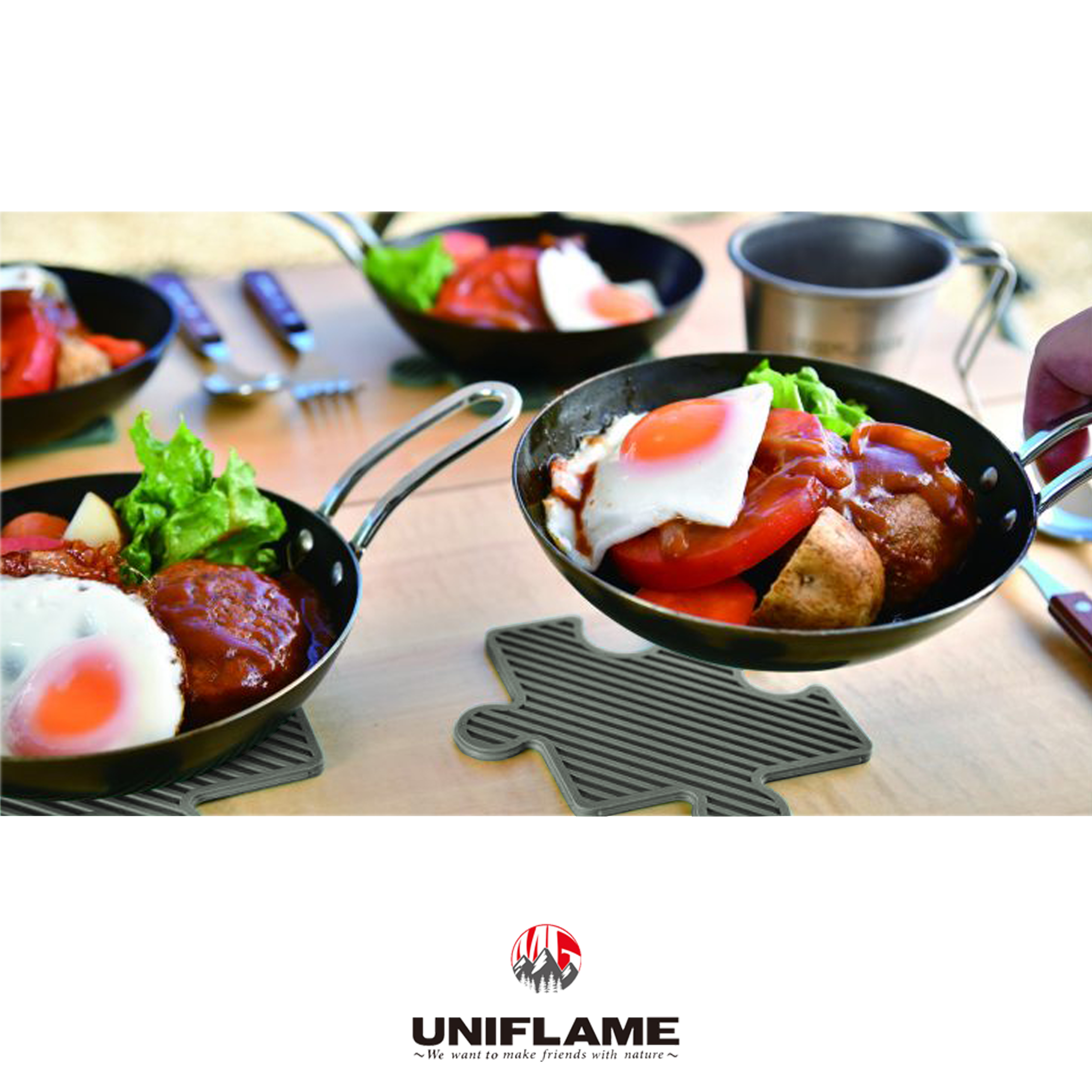 Japan UNIFLAME spot silicone placemat pot pad insulation pad outdoor camping can be spliced ​​and disassembled portable