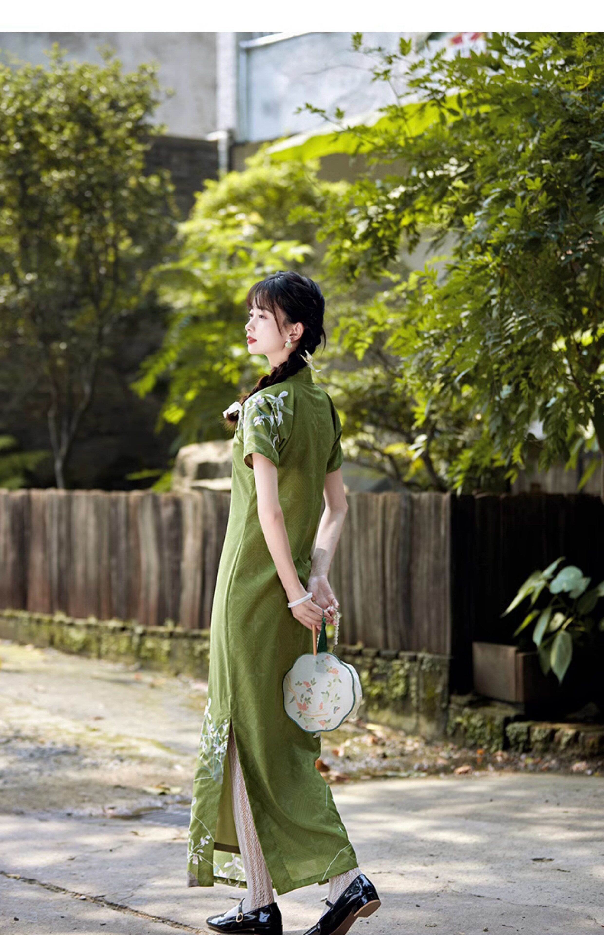 秋香グリーン 国風プリント半袖チャイナドレス 新しい中国風の春節改良