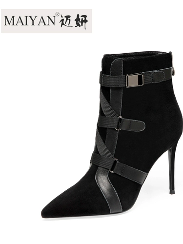 Высокие короткие сапоги, большие туфли-шпильки, из натуральной кожи