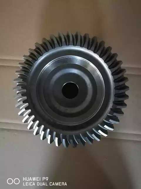 Front Wheel Bevel Gear 3C09143720 for Kubota Tractor Model M854.954.1004 Front Wheel Bevel Gear 3C09143720 for Kubota Tractor Model M854.954.1004