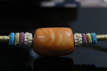 Old beeswax gypsum wax Dunzi West Asia vintage beads old beeswax Dunzi drum beads horseshoe beads live broadcast special shooting