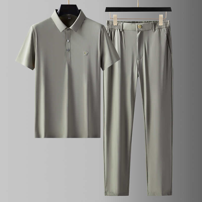 Light Luxury Ice Silk Two-Piece Set for Men, Thin, Silky, Stretchy, Wrinkle-Resistant, Summer Short-Sleeved Lapel Casual Sports Suit Light Luxury Ice Silk Two-Piece Set for Men, Thin, Silky, Stretchy, Wrinkle-Resistant, Summer Short-Sleeved Lapel Casual Sports Suit