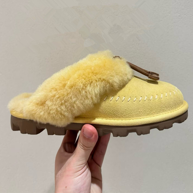 Sangpo 2026 New Autumn and Winter Women's Flat Round-Toe Slip-On Slippers in Light Yellow Sheepskin with Integrated Fur