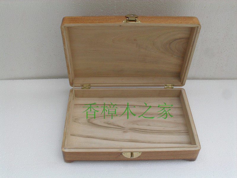 香樟木箱子:不仅仅是收纳,更是一种生活品味-藏箱/扣箱-淘宝好物网