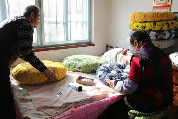 [Lương tâm] Đệm Futon đơn giản hiện đại Vòng cửa sổ văn phòng Tatami Ghế học sinh đệm - Ghế đệm / đệm Sofa đệm lót ghế tựa lưng
