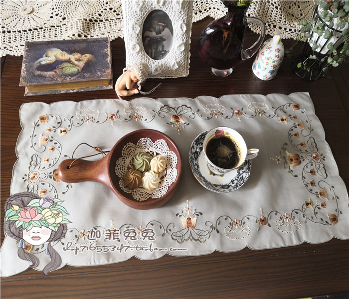 Punch Crown Hypervalue Giving Back @ Foreign Trade Handmade Embroidery Raw Silk Retro Table Flag Decorated with Oval Oblong 2