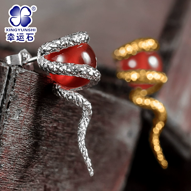 Qin Shimingyue Bông tai Bông tai Đào tạo Màu đỏ Bông tai Bông tai Bông tai 925 Sterling Silver Trang sức Đá may mắn Hoạt hình - Carton / Hoạt hình liên quan