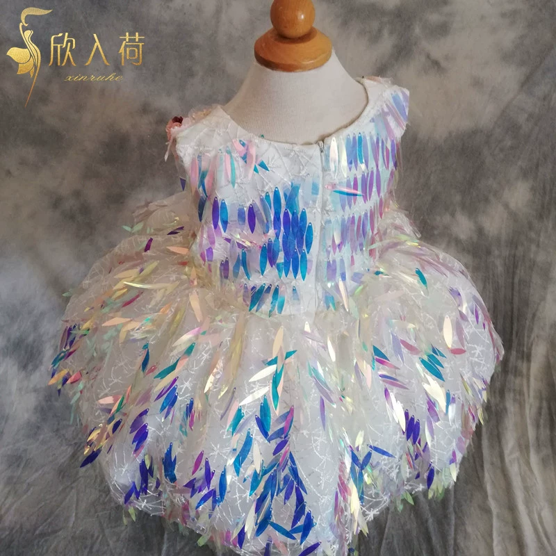 Xin chào các thiết kế ban đầu ngắn hoa cổ tích sequin đầm catwalk tổ chức trang phục cô gái ăn mặc dạ hội tỏa sáng shop quần áo trẻ em đẹp