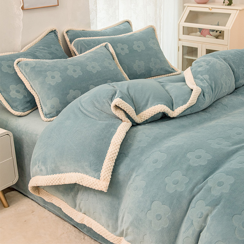 Thickened double-sided plus suede milk suede four pieces of covered flange coral suede bed three sets of carved flowers quilt cover bed linen winter