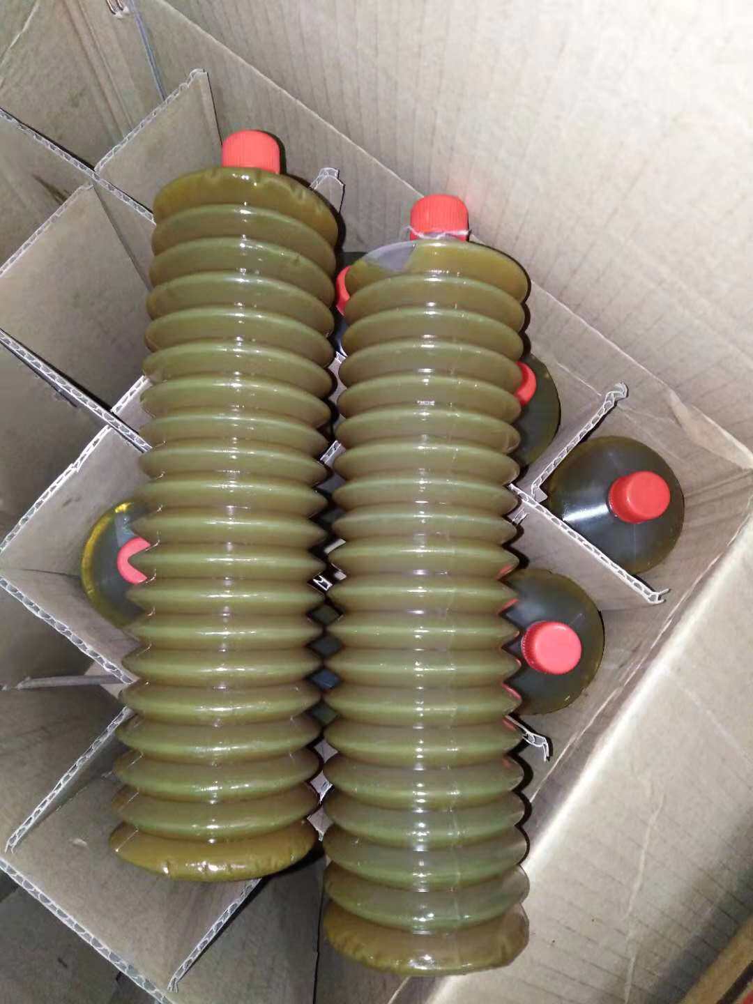 Grease with grease cream Grease with grease cream Grease Hair Caterpillars Creamy Caterpillar Cream