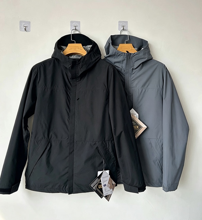 Men's Outdoor Jacket 2.5Lgtx-Paclite Coated and Taped Lightweight with Underarm Zipper Single-Layer Men's Outdoor Jacket 2.5Lgtx-Paclite Coated and Taped Lightweight with Underarm Zipper Single-Layer