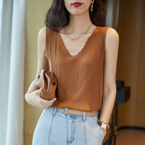 Baoshili V-neck knitted camisole womens inner match womens summer clothes 2020 new fashion loose sleeveless top women