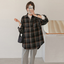 Pregnant woman plaid shirt spring and autumn in thickened blouses with long sleeves loose large code Han version casual gestation clothes in spring clothes lining clothes