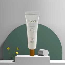 HACCI Sunscreen Primer ຍີ່ປຸ່ນ Honey Essence Moisturizing Isolation ຟື້ນຟູຜິວທີ່ລະອຽດອ່ອນ ຊຸ່ມຊື້ນ ກັນແດດ