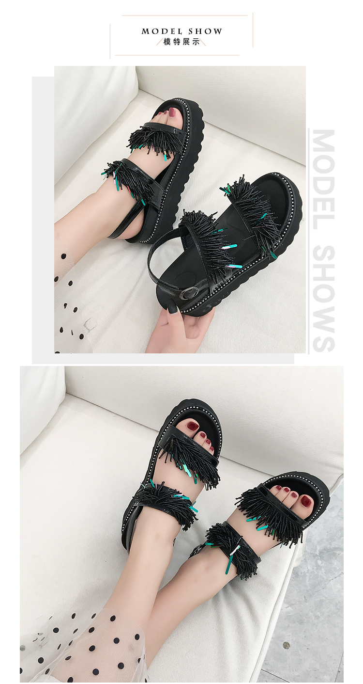 Giày sandal nữ gió thần tiên 2019 hè mới học sinh hoang dã phiên bản Hàn Quốc dày dưới đáy lưới đỏ với giày tua rua - Sandal dép quai hậu nữ đi học