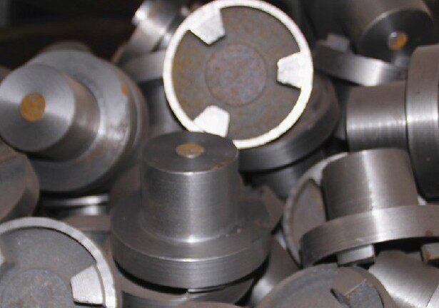 Direct-selling claw-type three-claw couplings for wheel water pump couplings 80-160 without elastic cushion cast iron length