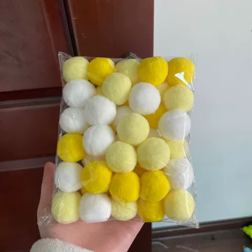 30 -миллиметровый монохромный высокий уровень -уборка для волос в детском саду ручной работы.