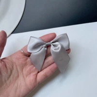 Серый (около 7,5*6 см)