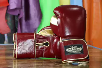 Foreign high-end topboxer boxing sanda mixed martial arts gloves boxing gloves leather winning version