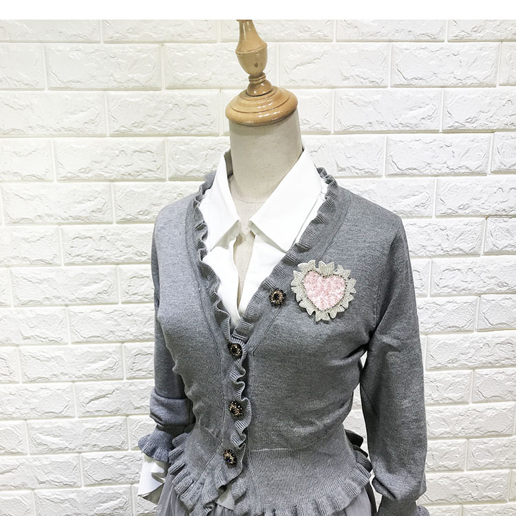Peach trái tim trâm mùa xuân mới thêu tuyết túi trang trí huy hiệu huy hiệu trâm cài pin quần áo trang trí pin ghim cài áo vest nam Gucci