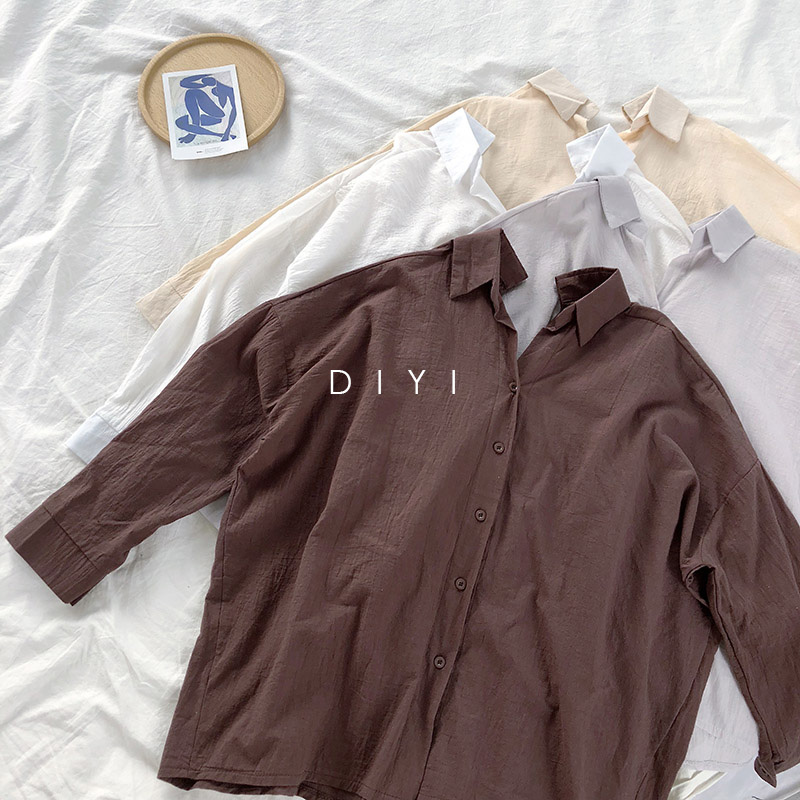 Phía trước và phía sau V-Cổ dài tay áo 2018 mùa thu mới Han Fan loose hoang dã rò rỉ xương đòn đơn ngực áo sơ sinh sinh viên áo sơ mi jean nữ tay dài