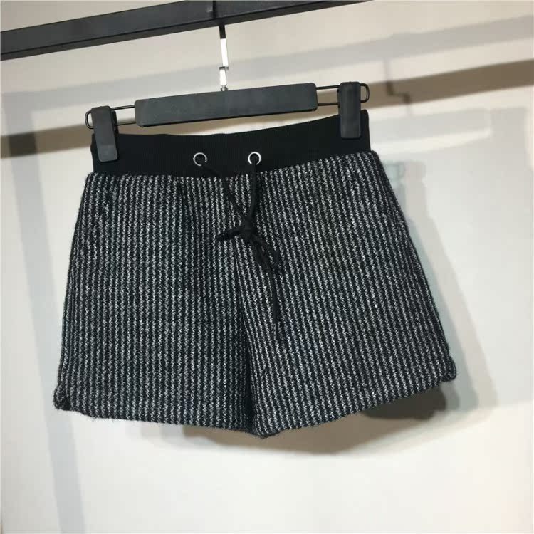 Phiên bản Hàn Quốc cực ngầu của quần short sọc cao nữ mùa đông 2018 mới mặc quần ống rộng ống rộng quần len bộ đồ mặc nhà mùa hè