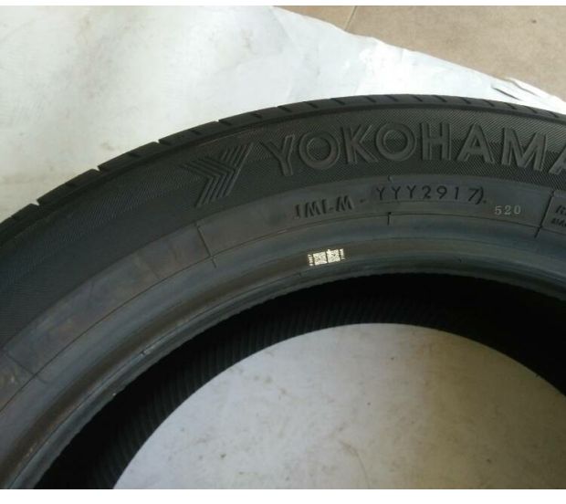 Lốp xe Yokohama Yokohama 215 / 55R17 E70B Scorpio Reiz Crown Odyssey Sonata - Lốp xe lốp xe ô tô giá rẻ