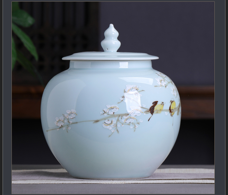 Jingdezhen hand - made name plum flower ceramic tea pot large seal pot 2 jins loose pu - erh tea storage POTS of household