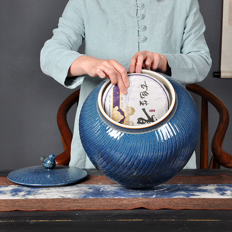 Jingdezhen ceramic tea pot size seven loaves pu 'er tea urn full manual sealing up POTS moistureproof tea set