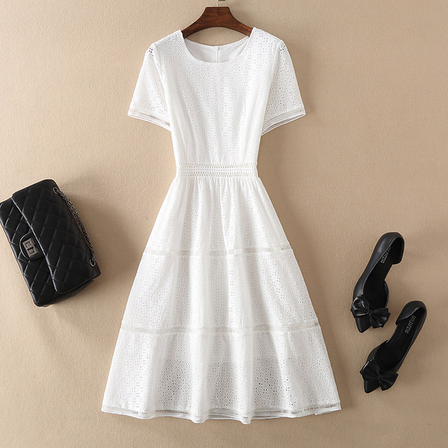 Off clearance summer new temperament elegant women's white hollow short-sleeved lace dress slim and slim A-line skirt