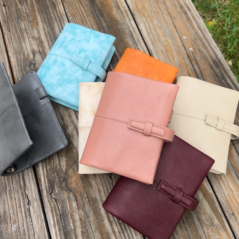 Dabaijia Bobeir A7 Buckle-Type Loose-Leaf Planner, Full Leather Inside and Out, Notebook