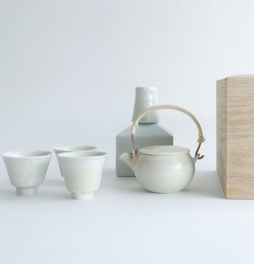 山本亮平 蓋碗 茶器 青花 茶道具 未使用品 日本展会代购包邮不包税山本亮平茶器盖碗宝瓶不退换