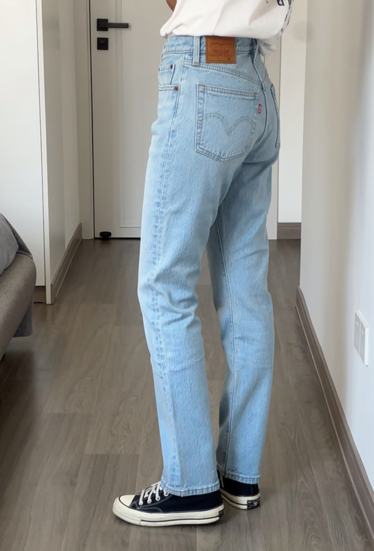 Authentic Levi's 501 Original Mid-High Waist Straight Fit Light Blue Jeans 12501