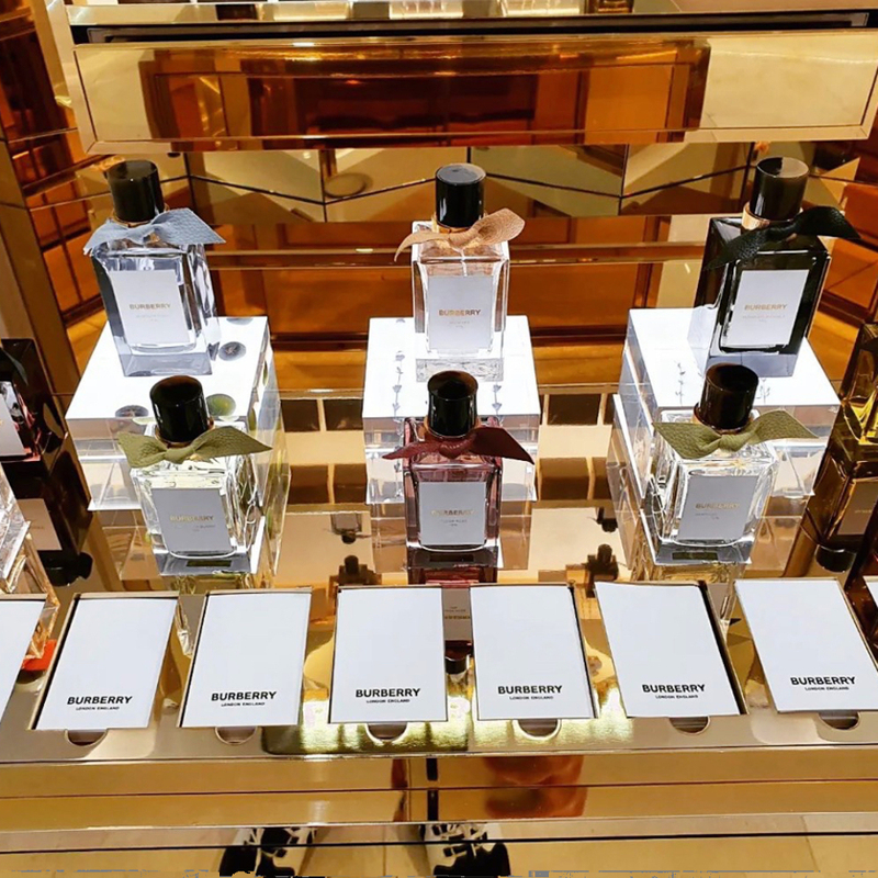 Burberry Haute Couture Perfume Hawthorn Flower Stroll in Windsor Manor Tea Party 100ml Burberry Haute Couture Perfume Hawthorn Flower Stroll in Windsor Manor Tea Party 100ml