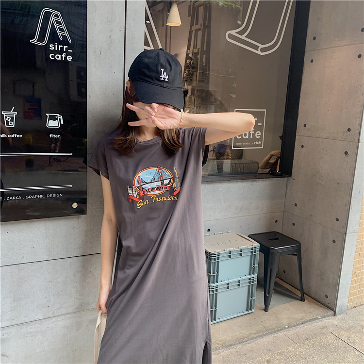 VK旗艦店 韓國風休閒開叉印花顯瘦短袖洋裝