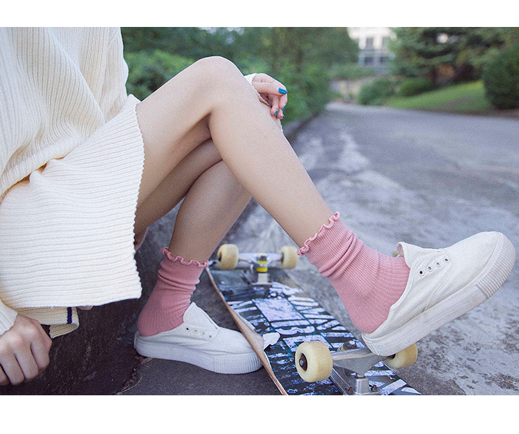 Vớ ren Nhật Bản vớ cotton ống vớ màu kẹo vớ của phụ nữ miệng lỏng tháng vớ vớ ván trượt vớ thể thao vớ sinh viên tất lười nữ