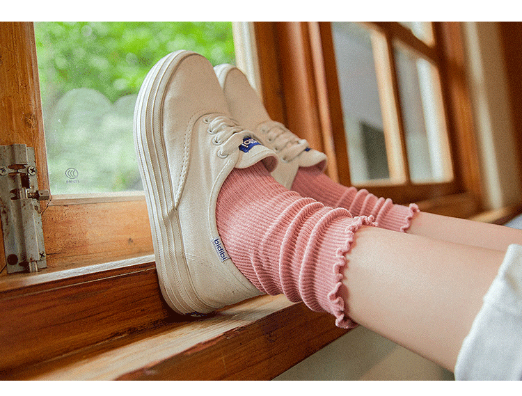 Vớ ren Nhật Bản vớ cotton ống vớ màu kẹo vớ của phụ nữ miệng lỏng tháng vớ vớ ván trượt vớ thể thao vớ sinh viên tất lười nữ