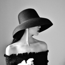 Haze Wo branch retro elegant straw hat sunscreen sunscreen sunscreen for holiday seaside beach hat big hat peak summer