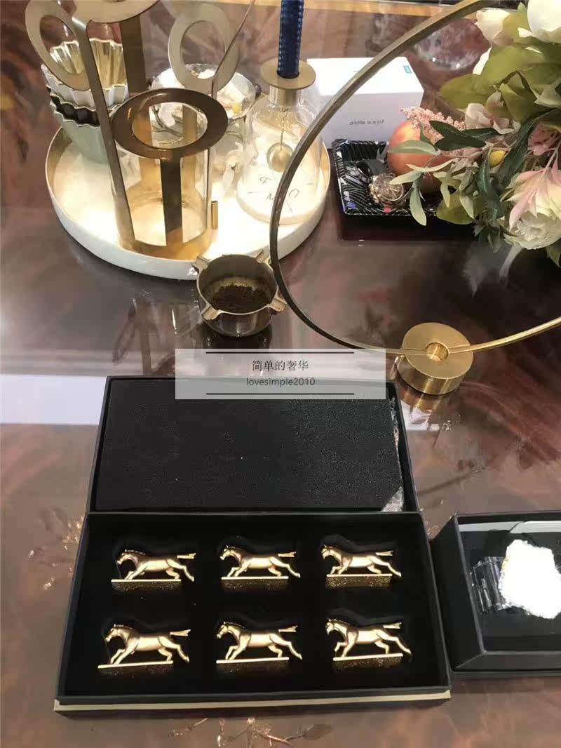 French-made light luxury chopsticks rack spot LObjet 24k million horses Pentium gold-plated chopsticks rack home gift box