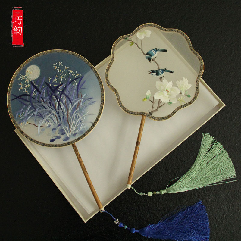 Embroidery fan group fan palace fan lady dance ancient style ancient classical dance fan palace fan gift fan send old