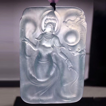 Source Yuxing Myanmar natural emerald A stock of high ice gel Guanyin large piece of ice and water and moisturizing the naked stone