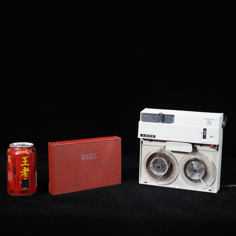 Antique secondhand Sony Sony Micro opening machine recorders vacuum tube opening machine function normal 110V