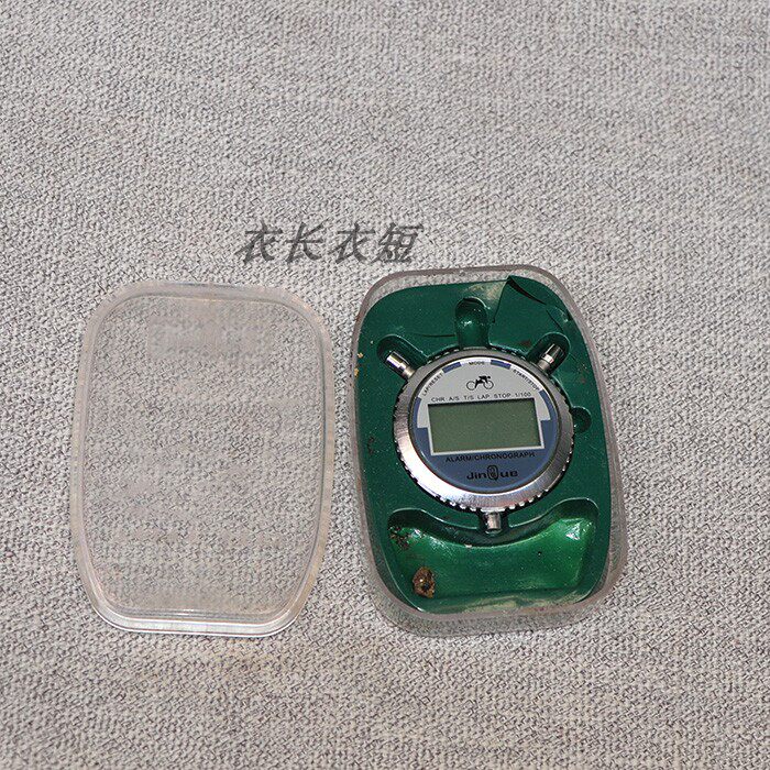 The old Shanghai stopwatch gold nestling Shanghai Handwatch Five Factory Production