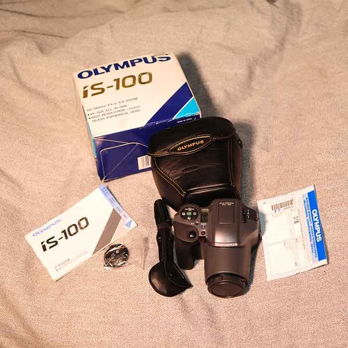 Olympus is-100 28-110m 135 glued roll camera