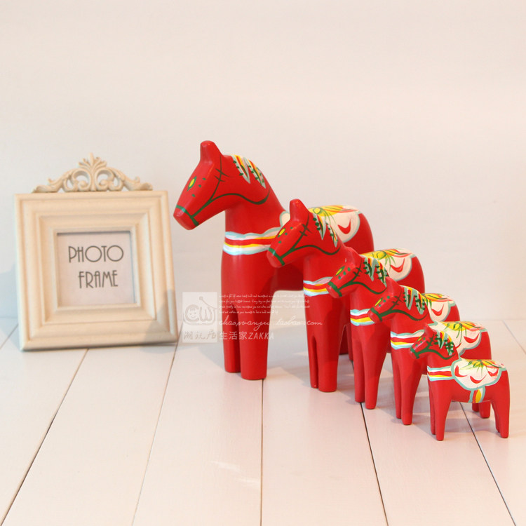 Nordic style wooded hand-painted Swedish daara Trojan horse red horse pendulum pieces Fortune Decorations Wedding Gifts