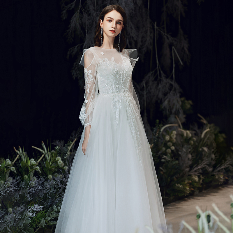 Long -sleeved light wedding dress 2019 New Winter Bride French Simple Simple Fairy Out Slim Slim Slim Slim Small Children Long -sleeved light wedding dress 2019 New Winter Bride French Simple Simple Fairy Out Slim Slim Slim Slim Small Children