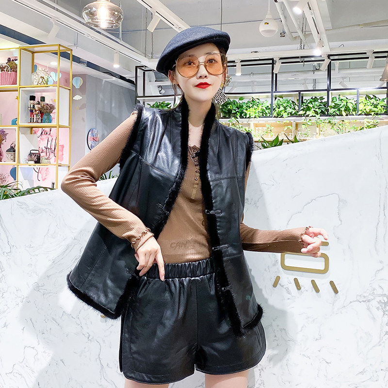 Fashionable dermis tang outfit waistcoat female autumn winter new style dish buckles stand collar sleeveless vest sheep skin goes all out mink wool coat