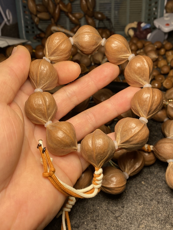 Olive Stone Beads Handmade Long String Natural Seed Beads Necklace for Men and Women Short Round Handheld String