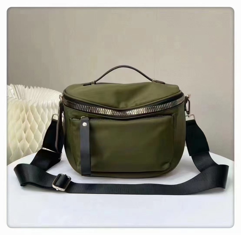 Hot-Selling New Casual Crossbody Bag, Trendy Saddle Bag, Waterproof Oxford Cloth, Large Capacity, Fashionable Thick Shoulder Strap, Lightweight Hot-Selling New Casual Crossbody Bag, Trendy Saddle Bag, Waterproof Oxford Cloth, Large Capacity, Fashionable Thick Shoulder Strap, Lightweight